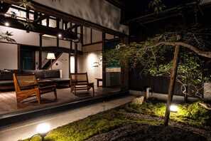 Terrace/patio - 8 min walk from Nakatsu stn /Luxury Cozy Full Reno Historic Villa in Castle Town (Nakatsu)