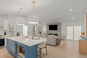 Interior - Private Pool + Patio • Near Panama City Beach | Coral Cove (Panama City)