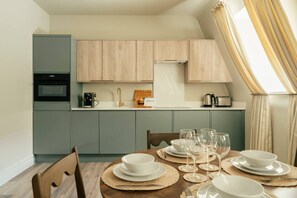 Dining - Stunning One Bedroom Town Centre Apartment (North Yorkshire)
