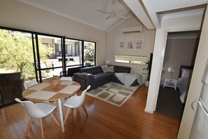 Living area - ‘SeaRenity’ Preston Beach, 2-bedroom chalet (Preston Beach)