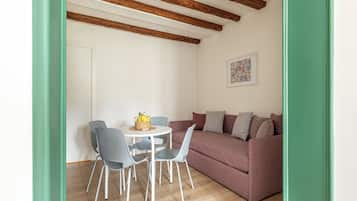 Appartement Supérieur, 1 chambre, balcon | Coin séjour