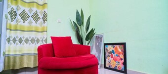 Kevin's Luxurious Home 