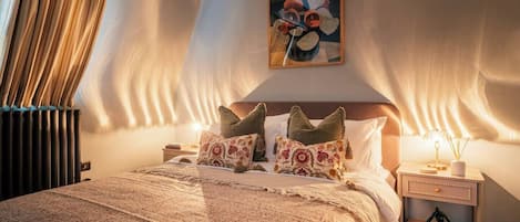 1 bedroom, desk, iron/ironing board, travel cot