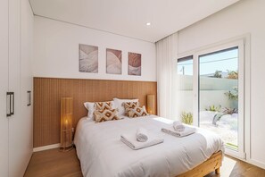 Room - OCEANBREEZE AROEIRA - Optional heated pool - Just 5 minutes from the beach (Aroeira)