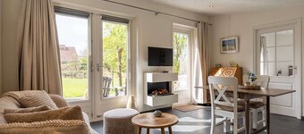 Lodge with Fireplace at Veerse Meer | Watervliet Country Lodge
