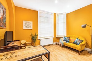 TV - Modern York Terrace Apartment 2 | Central | Unthank Road (Norwich)