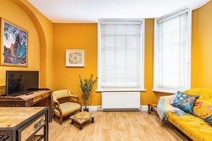 Living area - Modern York Terrace Apartment 2 | Central | Unthank Road (Norwich)