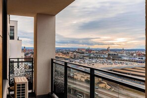 Property grounds - Cozy Studio in Krakow | Balcony, Parking, Air Conditioning (Kraków)