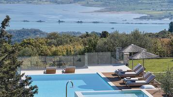 Villa Luxury, piscina privata, vista mare (KRINEA) | Terrazza/patio