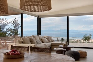 Luxe villa, privézwembad, uitzicht op zee | Woonruimte