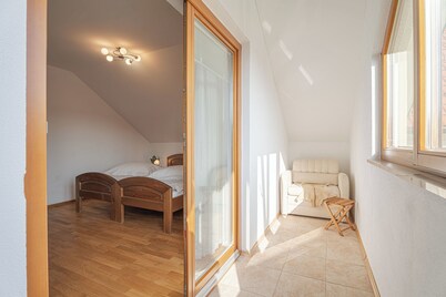 Tourist Farm Logar Rooms