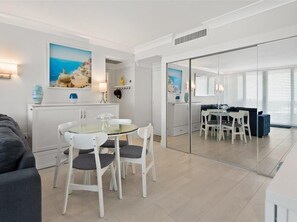 Dining - Fantastic-Updated 1 Bedroom Condo in Pristine Beachfront Complex-Sunrise Views (Marco Island)