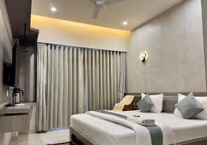 Executive Double Room, City View - THE ROYAL ERA HOTEL Gandhinagar (Gandhinagar)