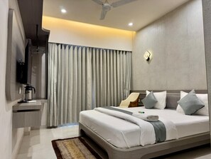 Executive Double Room, City View - THE ROYAL ERA HOTEL Gandhinagar (Gandhinagar)