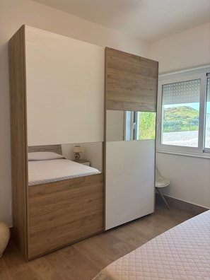 Comfort Apartment, Pool View | Free WiFi - Villa Lina (Villaggio Mosè)