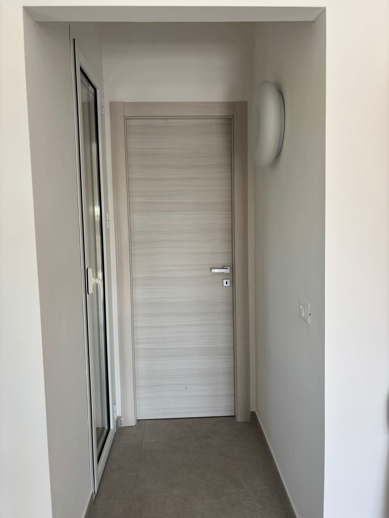 Deluxe Suite, Pool View | Interior