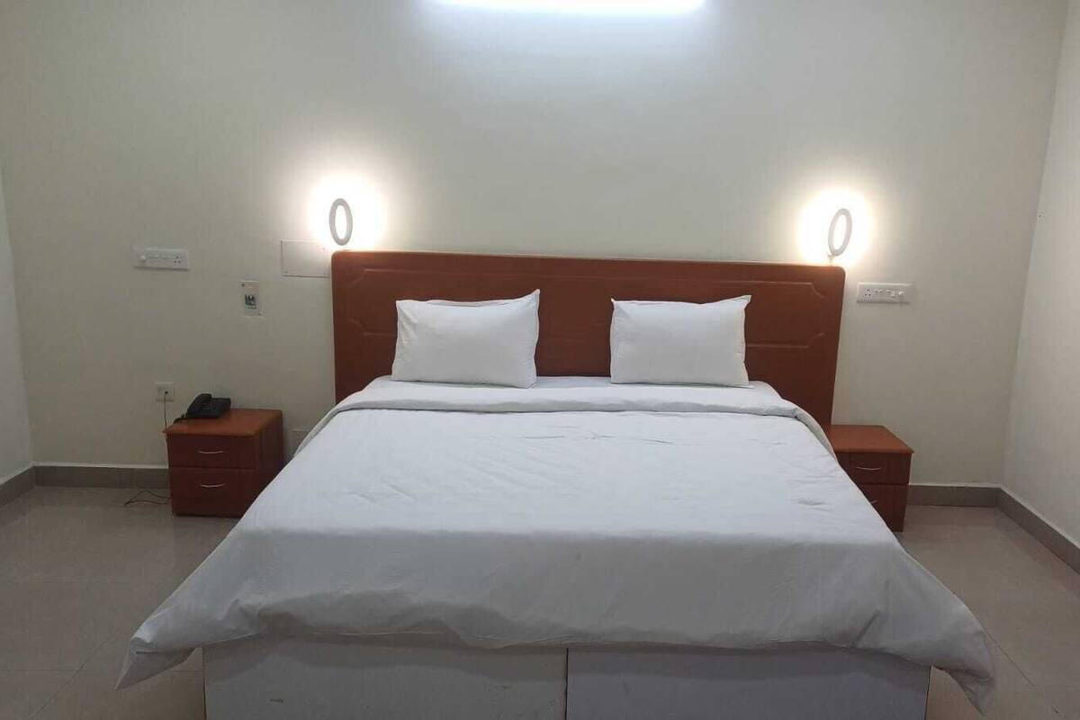 Royal Suite, City View