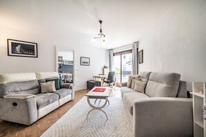 Living area - Central apartment in Thonon, close to thermal baths (Thonon-les-Bains)