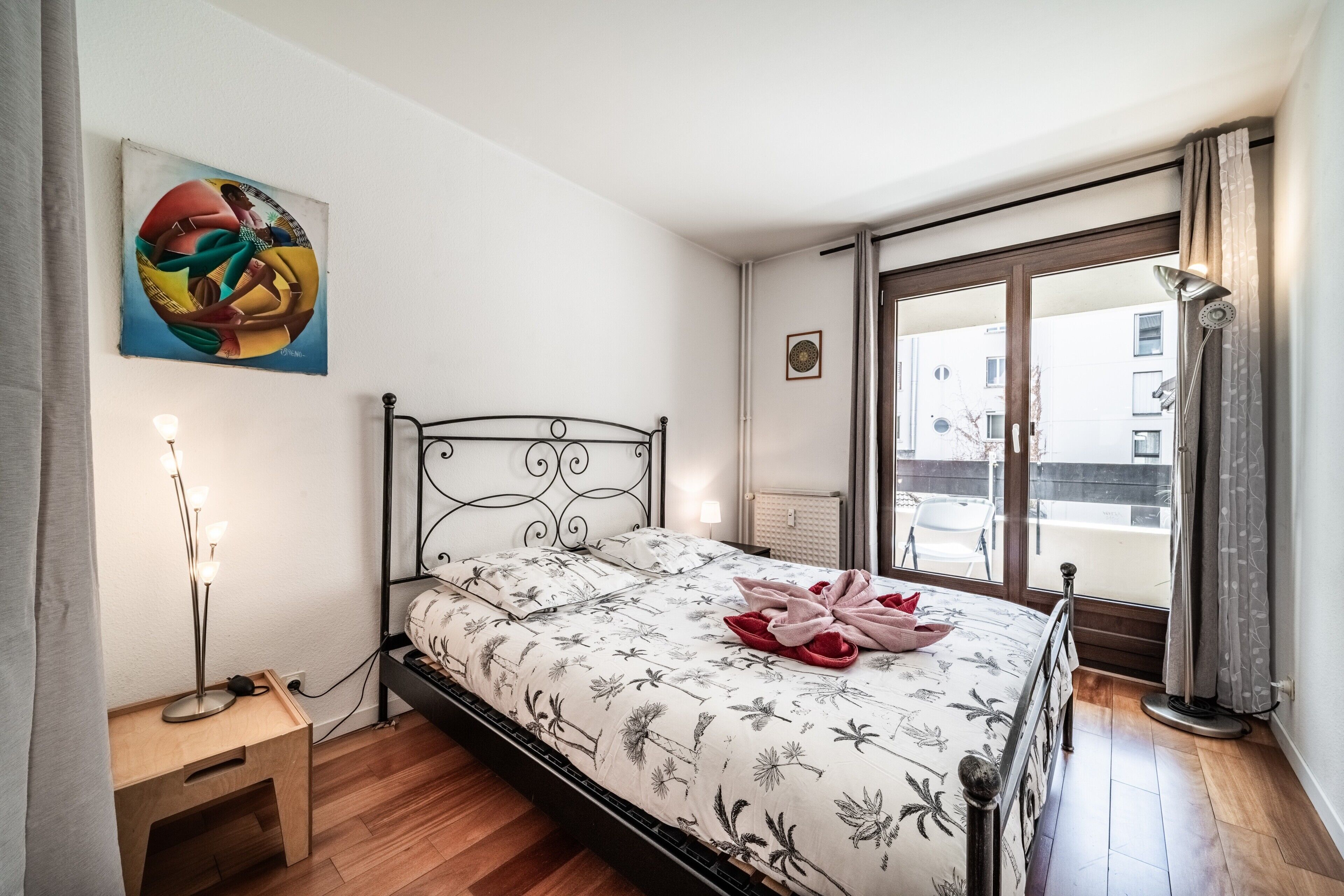 2 slaapkamers, een strijkplank/strijkijzer, wifi, beddengoed