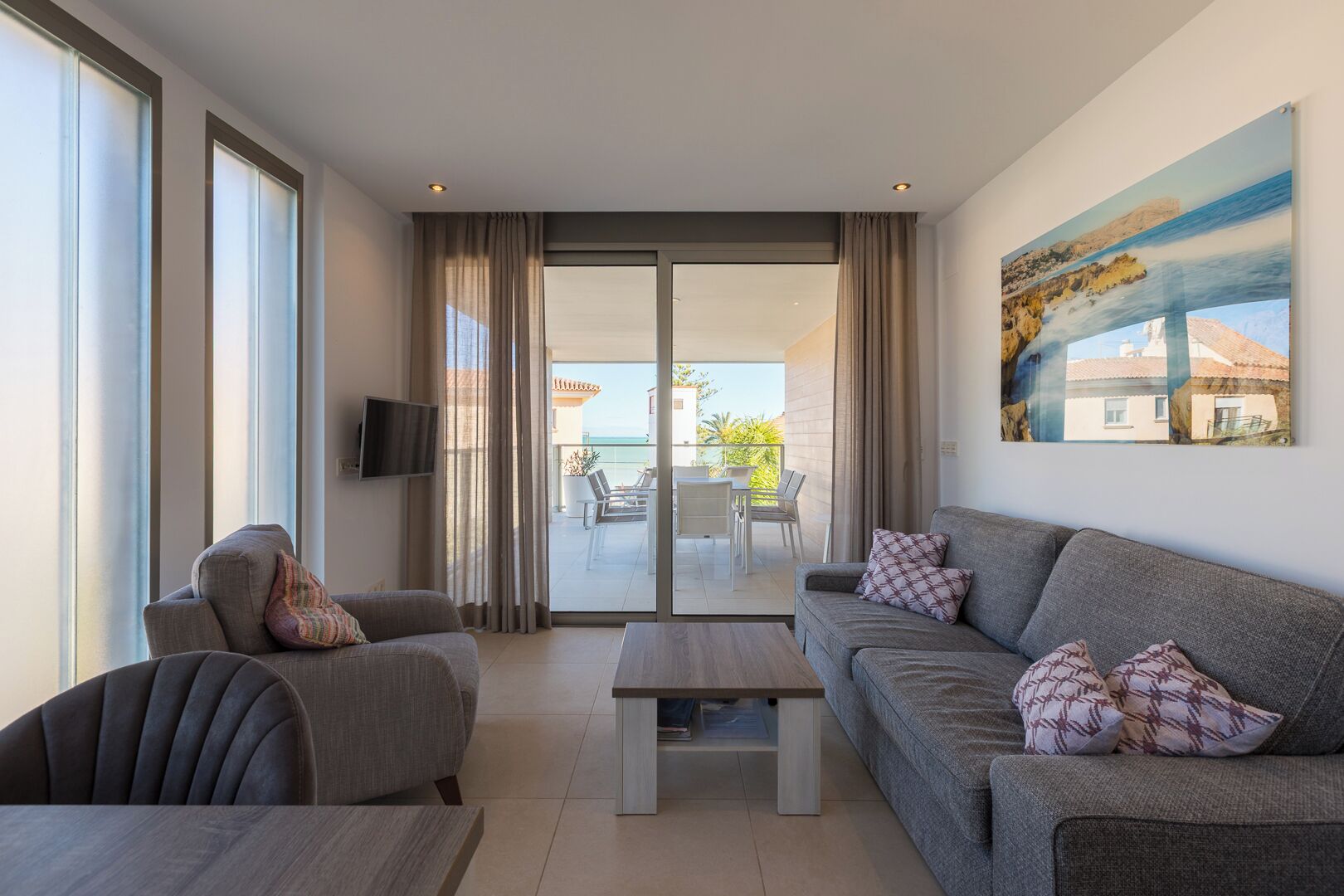 Apartment, Pool View | Living area