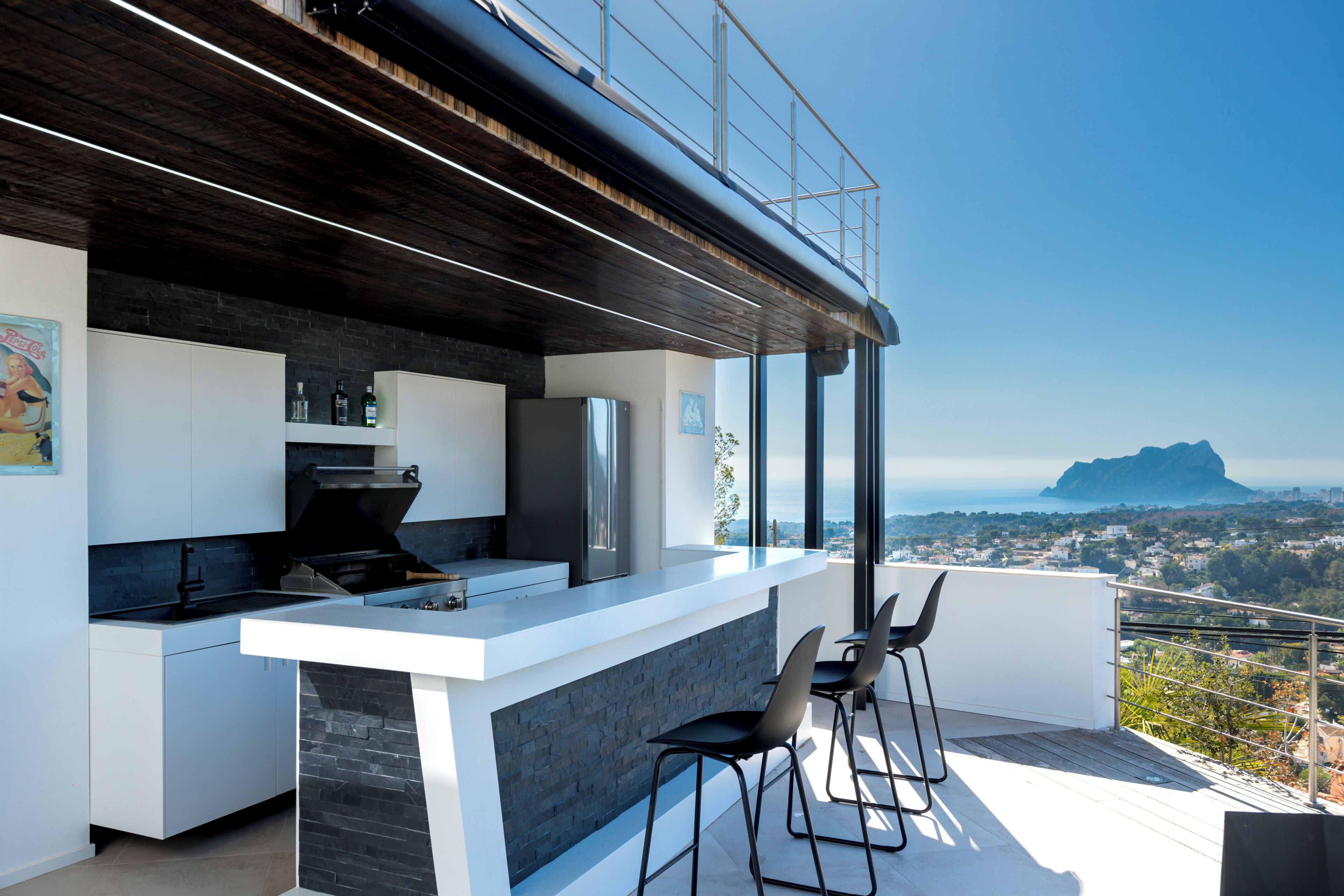 Villa, vistas al mar | Restaurante al aire libre