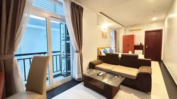 Deluxe Apartment, Balcony | Desk, free WiFi