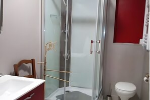 Bathroom - Gîte du petit Bigot – Tranquility and Nature at the Foot of the Pyrenees (Saverdun)