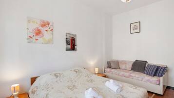 2 Schlafzimmer, Bügeleisen/Bügelbrett, WLAN, Bettwäsche