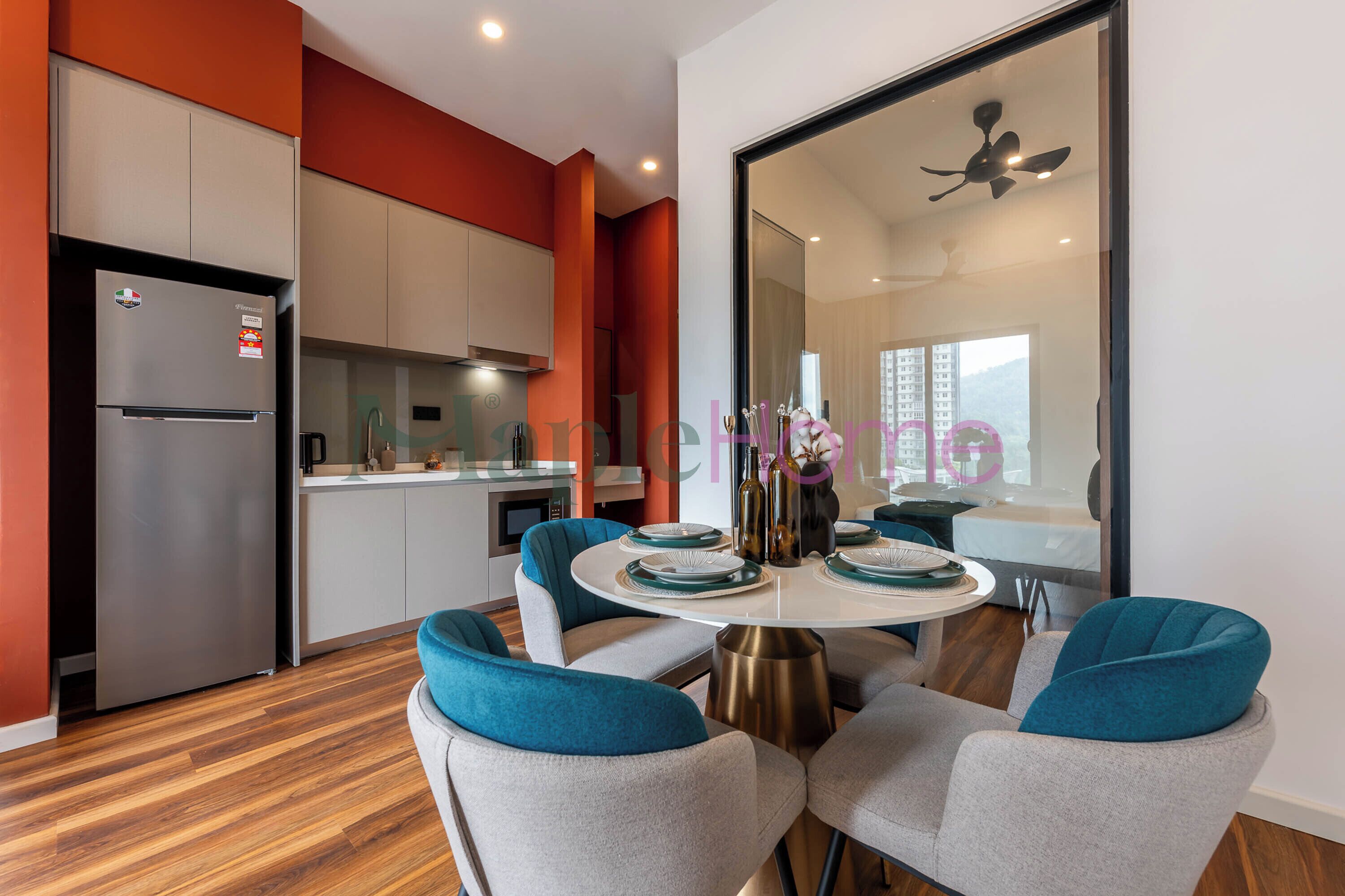 Premier Suite, 2 Bedrooms, Balcony | In-room dining