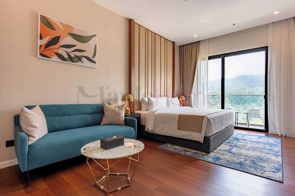 Phòng Suite Premier, 1 giường cỡ king, ban công | Màn/rèm cản sáng, bàn ủi/dụng cụ ủi quần áo