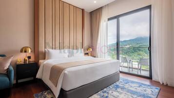 Deluxe Suite, 2 Bedrooms, Balcony