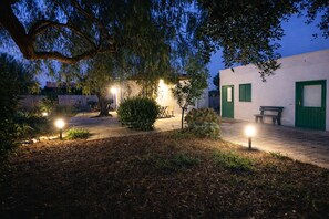 Terrace/patio - The Red Mulberry Tree - Portoselvaggio Slow Tourism (Puglia)