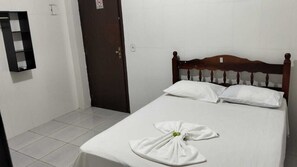 Basic Room, 1 Double Bed