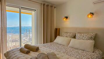 4 bedrooms, WiFi, bed sheets