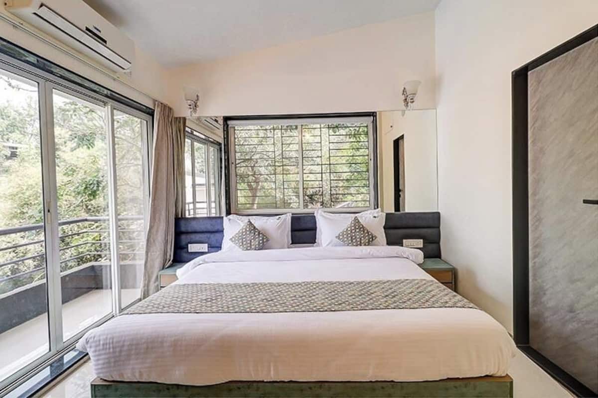 Luxury Villa, Balcony, Pool View | Free WiFi
