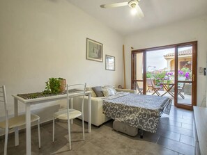 Room - Vrbo Property (Marinella)