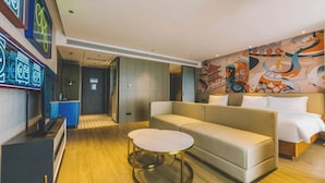 ห้องแฟมิลี่สวีท, วิวเมือง | ภายใน