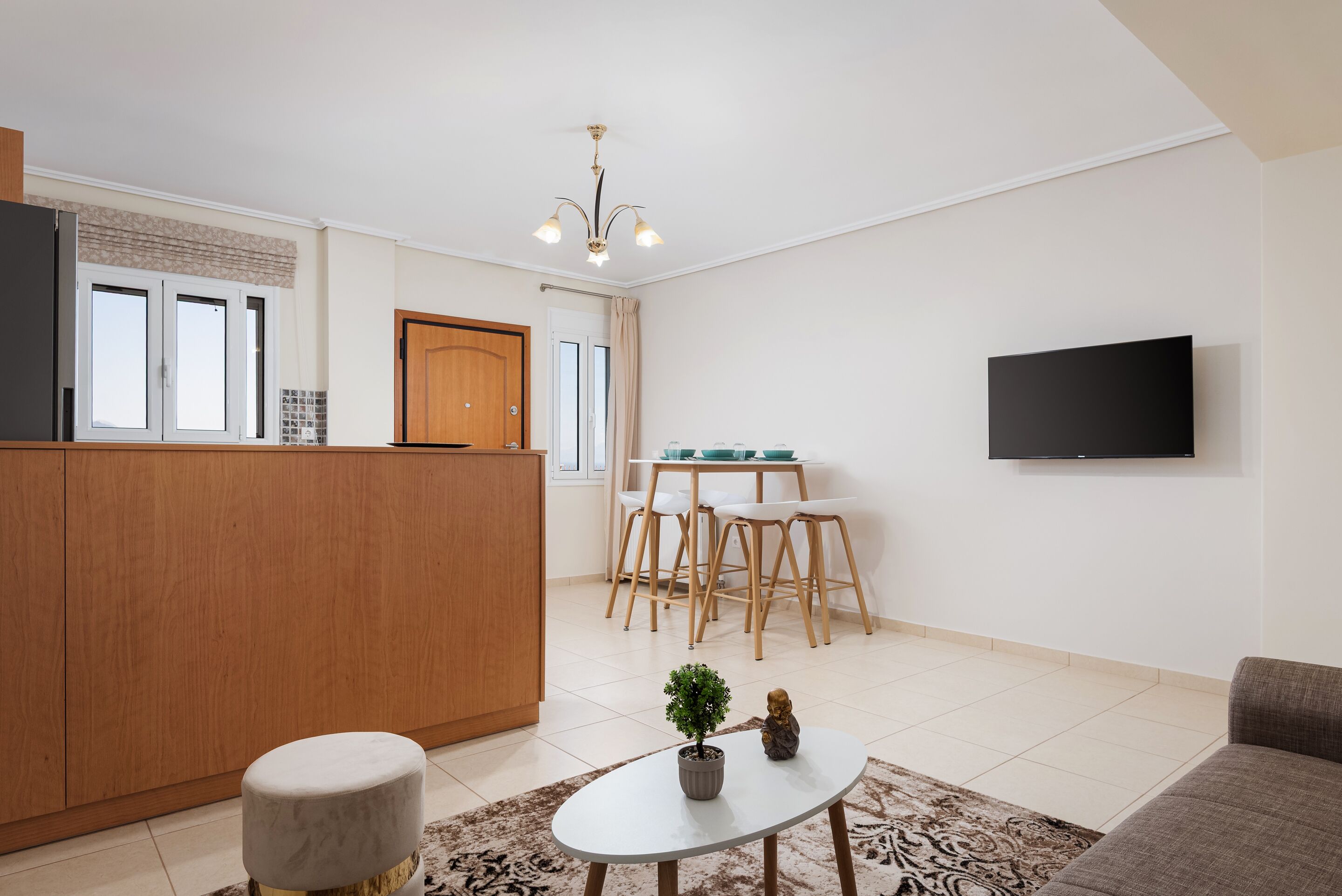 Deluxe Apartment | Dining room