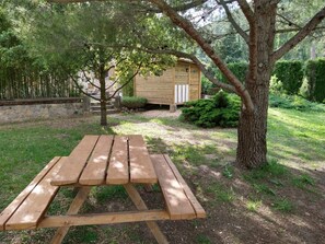 Outdoor dining - Rural House 'Mas De Penyaflor': Disconnect and Enjoy Nature in the Ports Natural Park (Alfara de Carles)