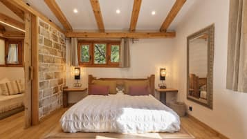 3 slaapkamers, een strijkplank/strijkijzer, wifi, beddengoed