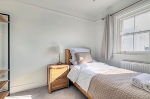 2 slaapkamers, een strijkplank/strijkijzer, wifi, beddengoed