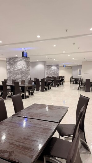 Restaurant - 2 Asfar alhiaz hotel (Makkah)