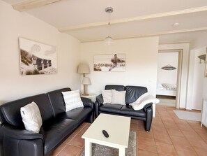 TV, stereo - House Inselfriede Dünenhus 6 in Westerland: terrace, WLAN & close to the beach (Westerland)