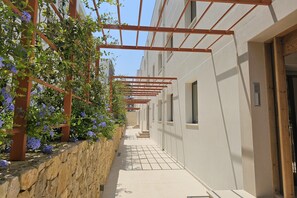 Family Apartment, Multiple Bedrooms, Mountainside (Sunset Luxury Apartment) | Exterior detail - Sunset Luxury Apartment (Vlorë)