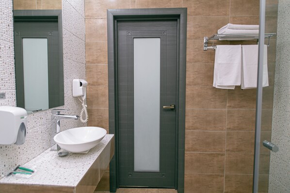 Bathroom - ASTRA HOTEL (Almaty)