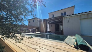 Pool - Villa 35 minutes from the sea (Crespian)