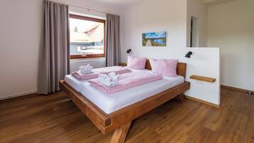 5 habitaciones, escritorio, cuna de viaje y wifi gratis
