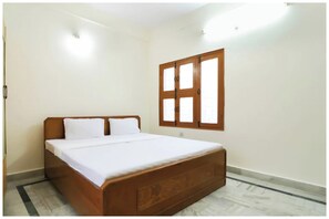 View from room - Hotel Bhameshwari Haridwar (Haridwar)