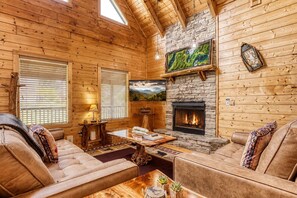 Smart-TV, Kamin, Videospiele