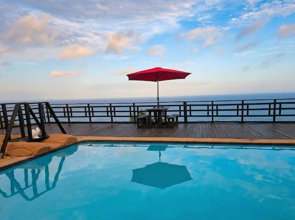 House, 3 Bedrooms, Balcony | Pool - Durban Beach House With Private Pool (Bluff)